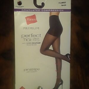 NWT Hanes Premium Multiple Sizes Black Pinstripe Perfect Tights Sexy & Gorgeous